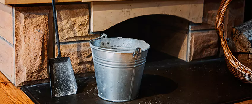 Clean The Fireplace Mantle And Hearth in Glassmanor, Maryland
